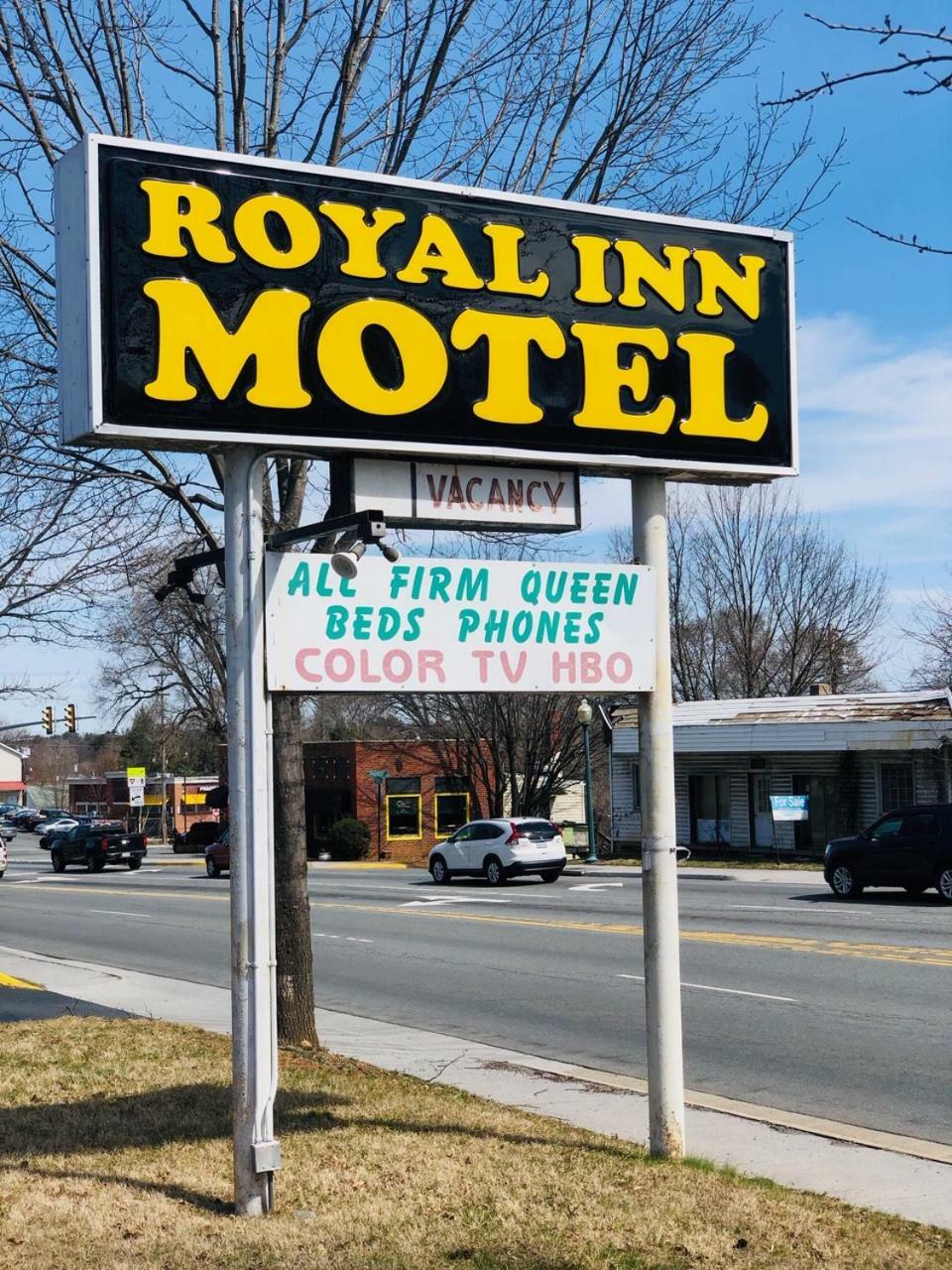 Royal Inn Motel Фронт-Ройал Экстерьер фото